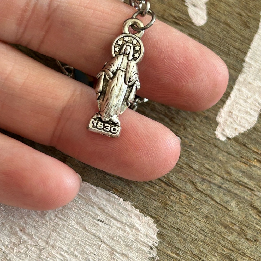 4/$100 ROSARY Red Beaded Religious bracelet - Picture 5 of 5